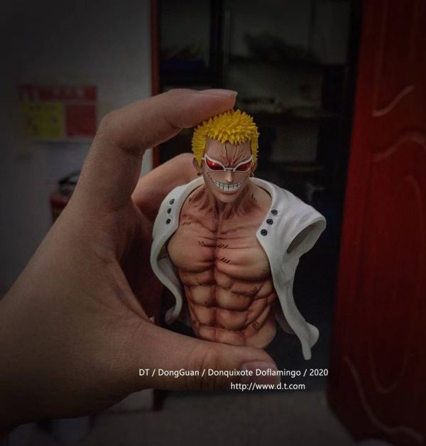 Doflamingo - One Piece