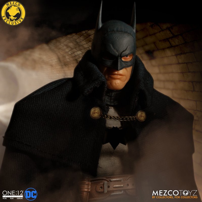 ONE:12 COLLECTIVE Batman Gotham City
