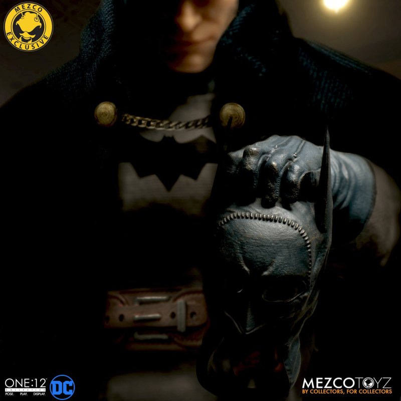 ONE:12 COLLECTIVE Batman Gotham City