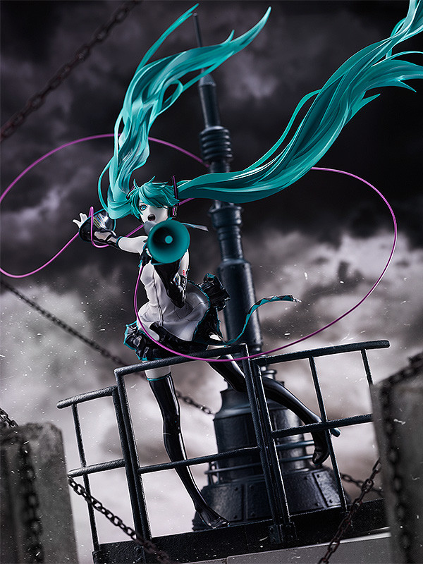 Hatsune Miku - Love is War Refined Ver. 1/8