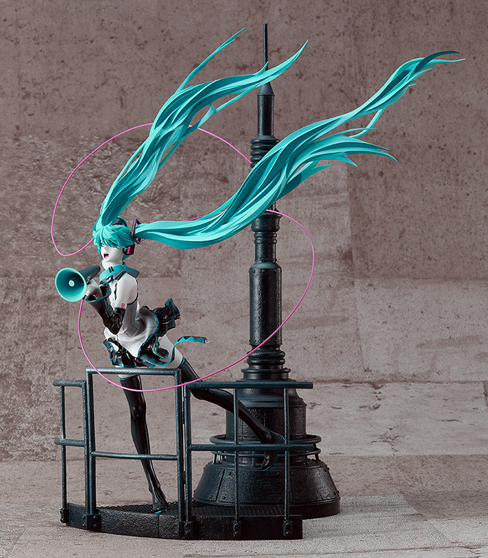 Hatsune Miku - Love is War Refined Ver. 1/8