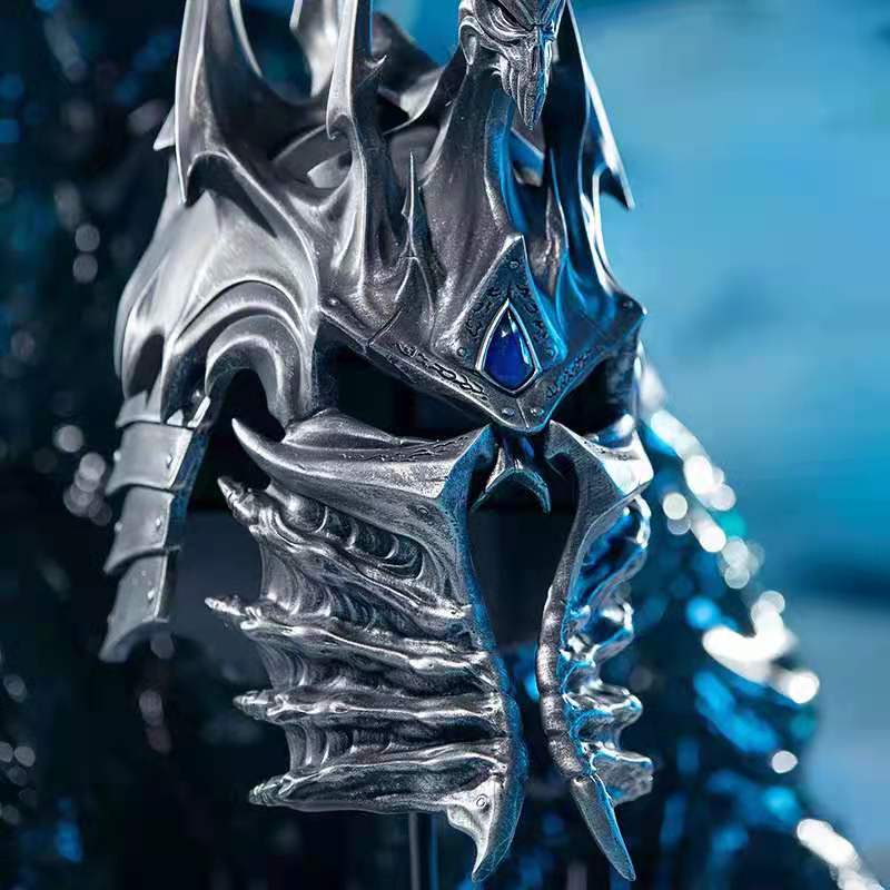 Lich King Helmet [30th Anniversary Exclusive] – World of Warcraft [Licensed]