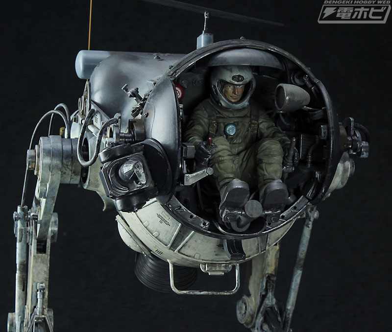 Lunar tactical reconnaissance aircraft LUM-168 Camel (Operation Dynamo)