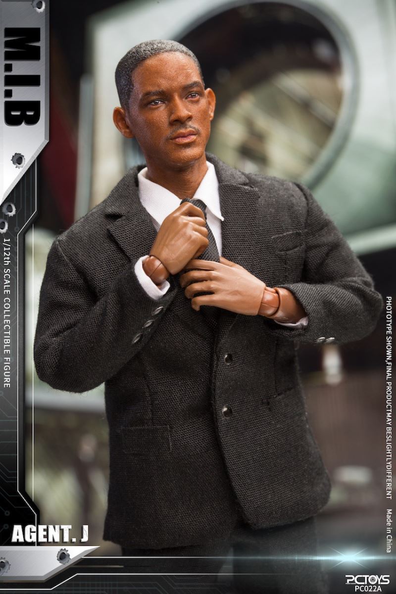 Agent in black 1/12