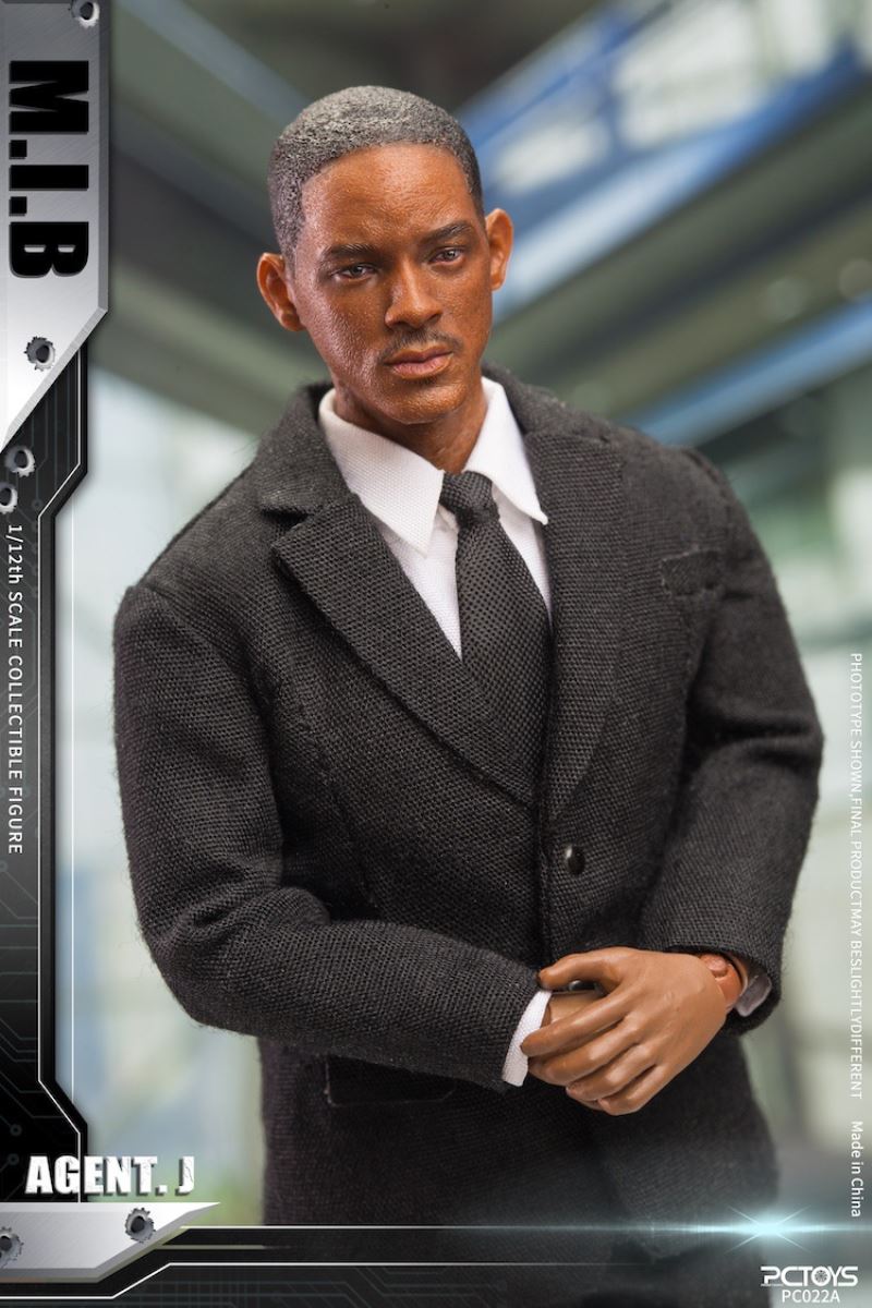 Agent in black 1/12