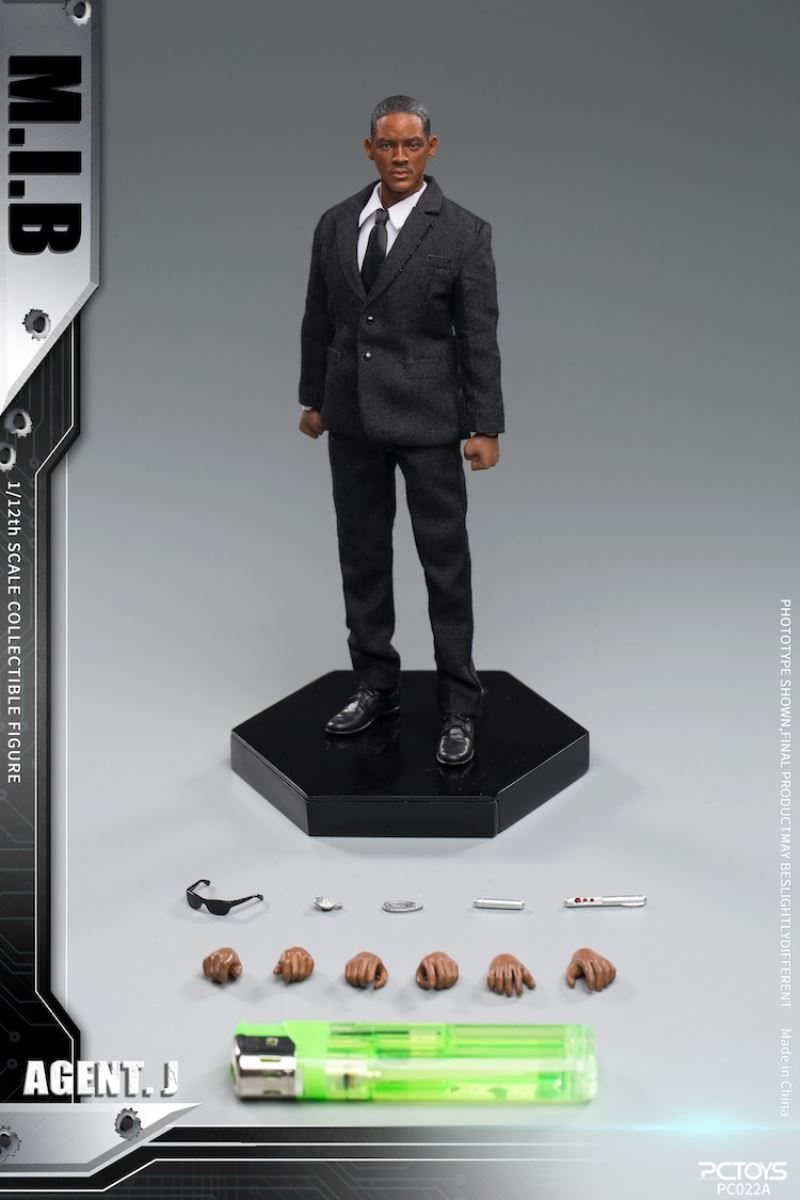 Agent in black 1/12