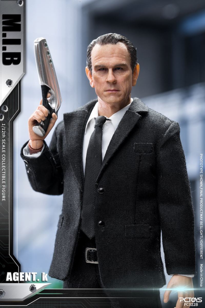 Agent in black 1/12
