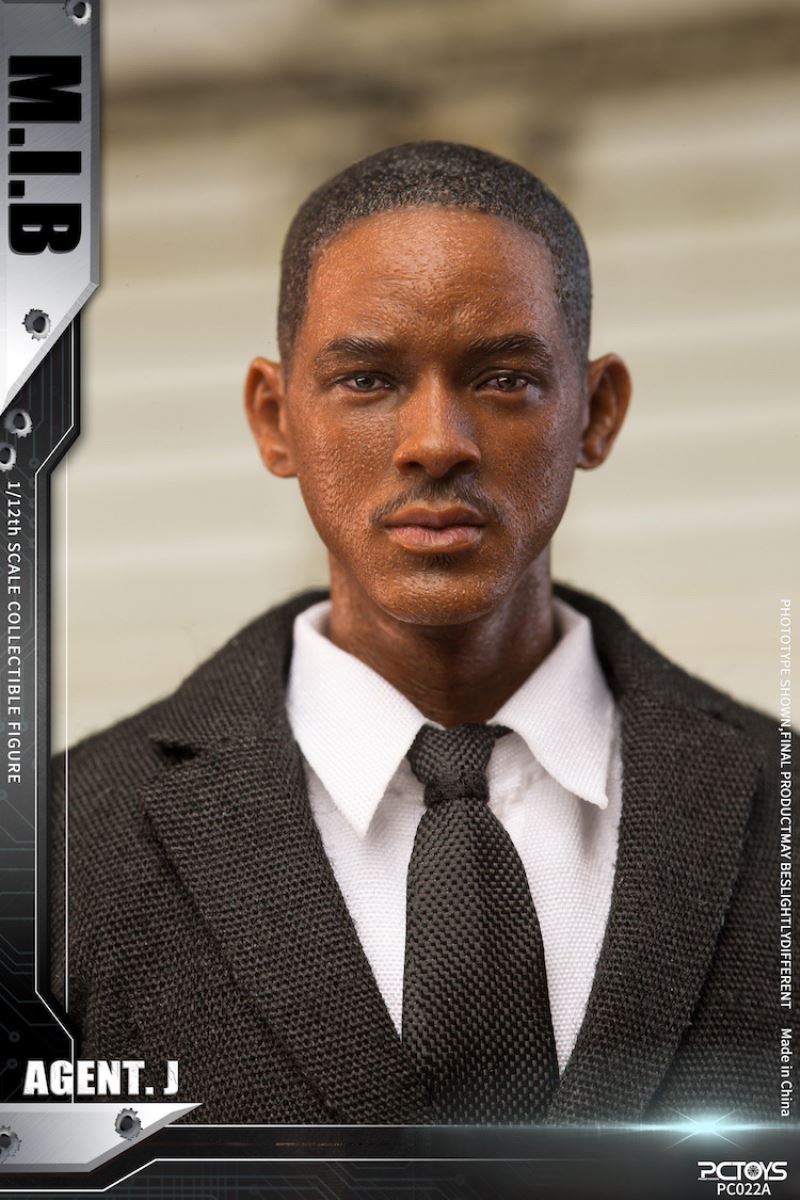 Agent in black 1/12