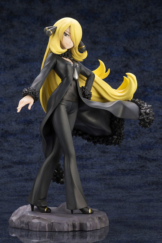 ARTFX J Pokemon Series Cynthia with Garchomp 1/8