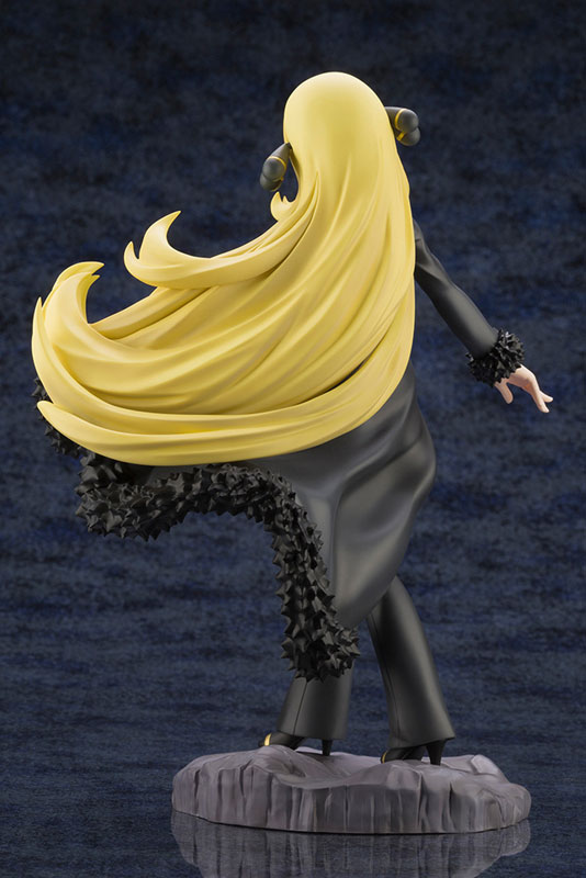 ARTFX J Pokemon Series Cynthia with Garchomp 1/8