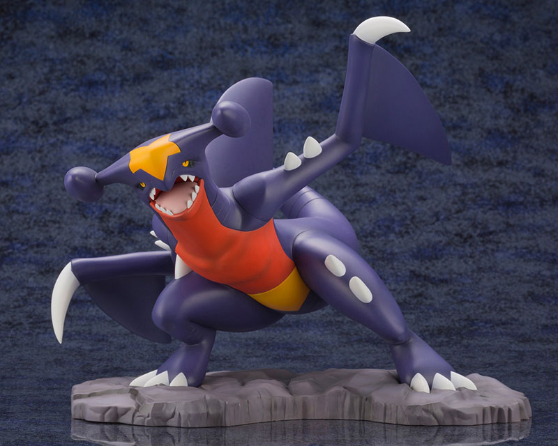 ARTFX J Pokemon Series Cynthia with Garchomp 1/8