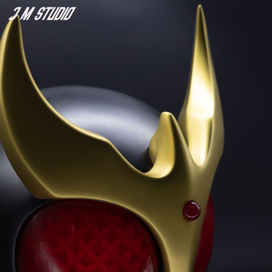 Kamen Rider Kuuga bust