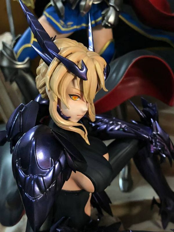 Rider Altria Pendragon & Saber Altria Pendragon