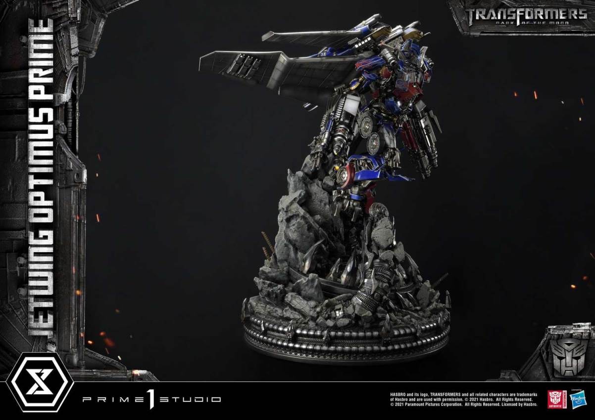 Transformers: Dark of the Moon (Film) Jetwing Optimus Prime