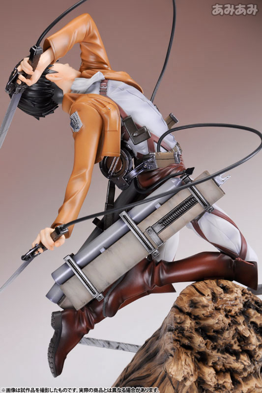 ARTFX J Attack on Titan Levi Renewal Package ver. 1/8