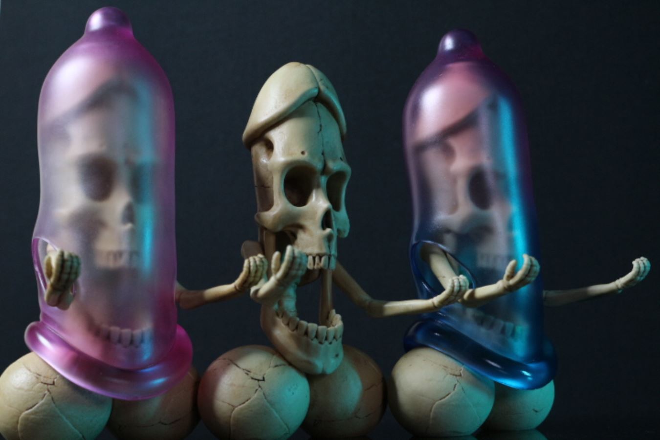 20cm Penis Skeleton State-Chicken Bone Statue