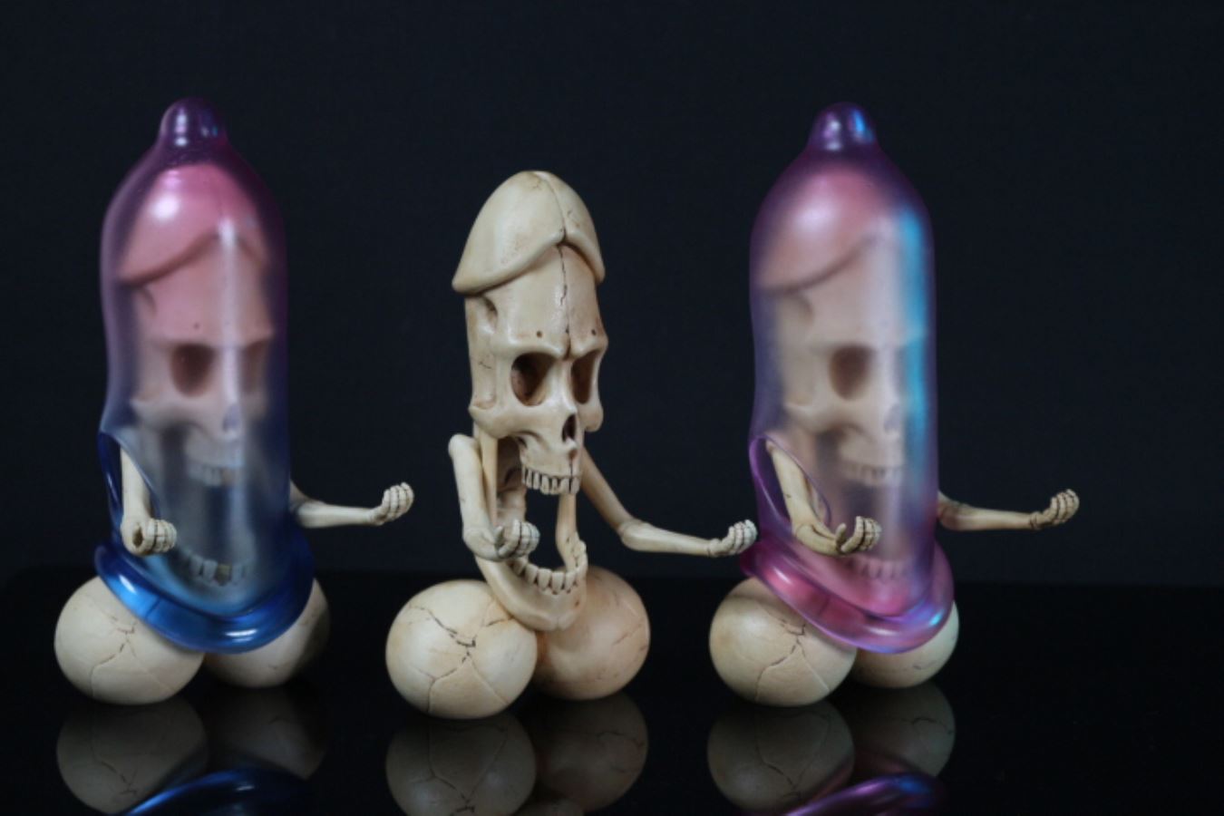 20cm Penis Skeleton State-Chicken Bone Statue