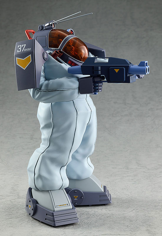 COMBAT ARMORS MAX 24 1/72 Soltic HT128 Big Foot Snow Camouflage with Cold Shield Model
