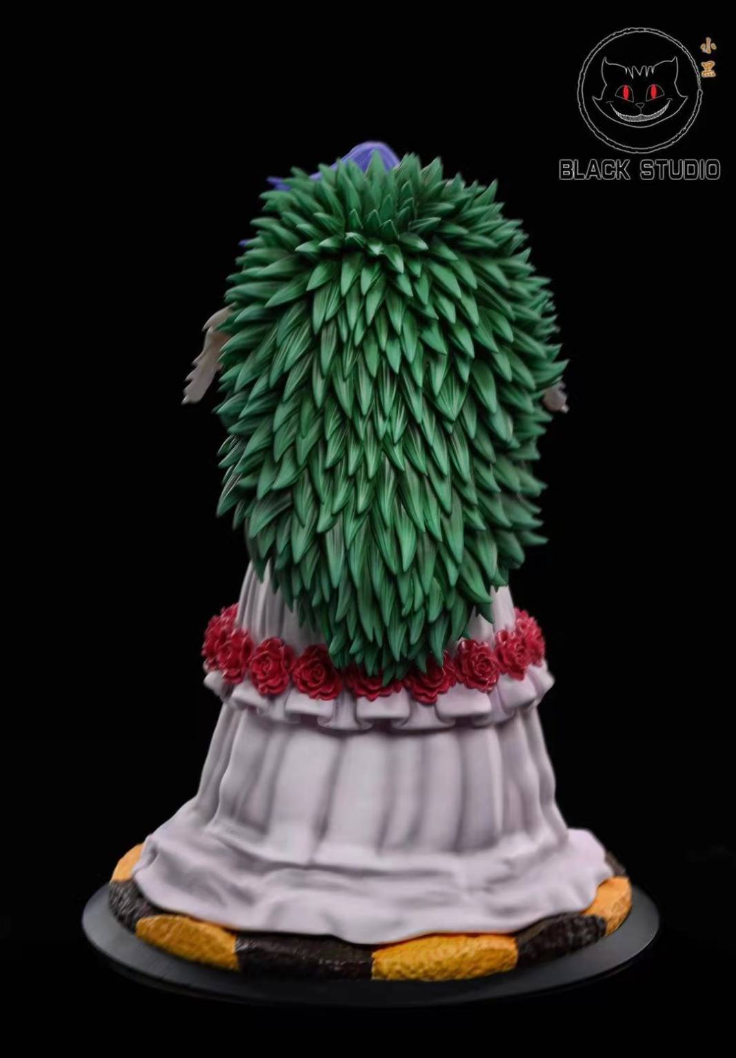 Charlotte Brukee – One Piece