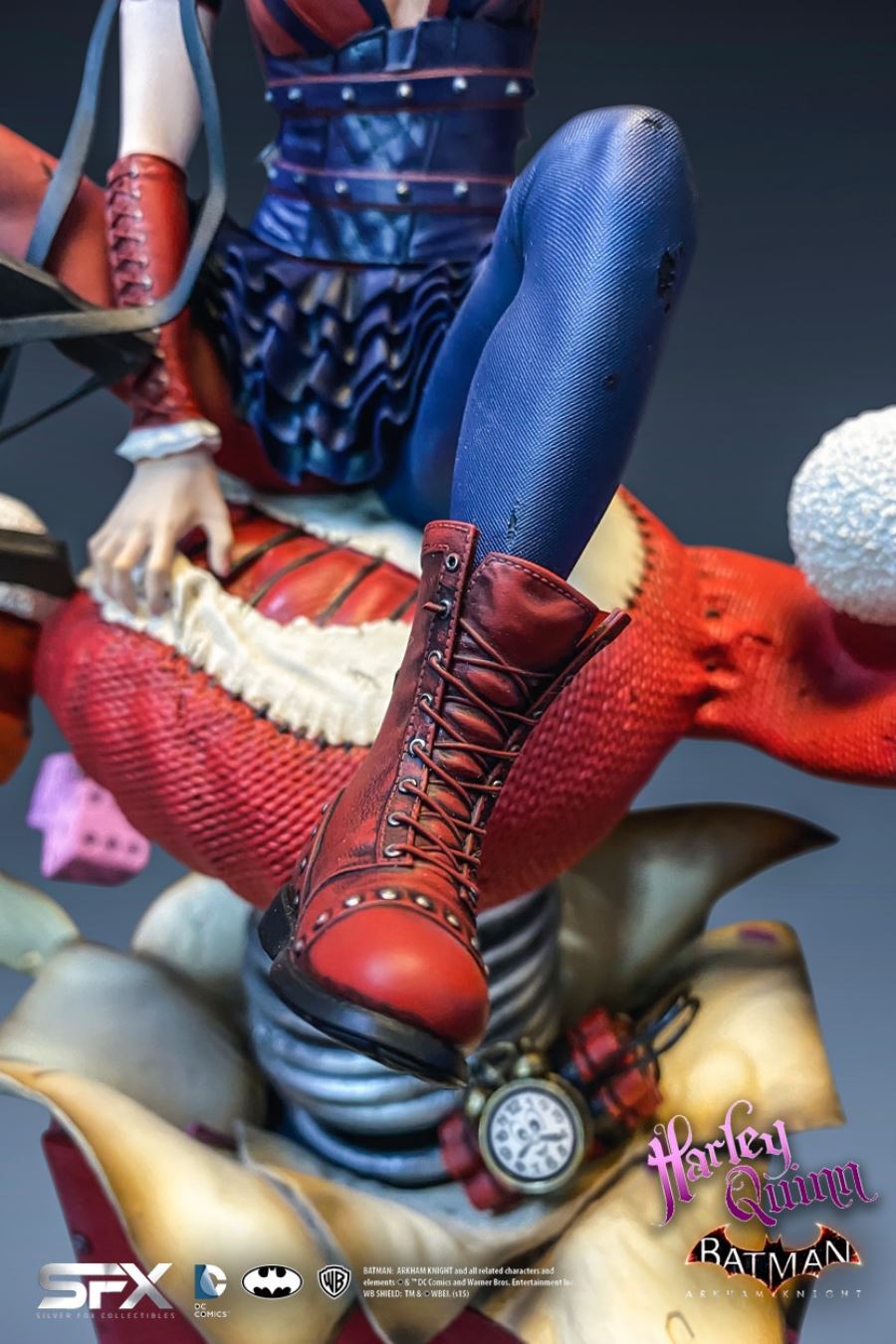 Arkham Asylum - Harley Quinn 1/8