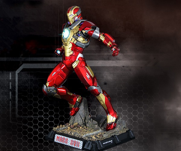 Imaginarium Art Mark 17 statue