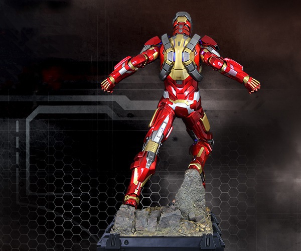 Imaginarium Art Mark 17 statue