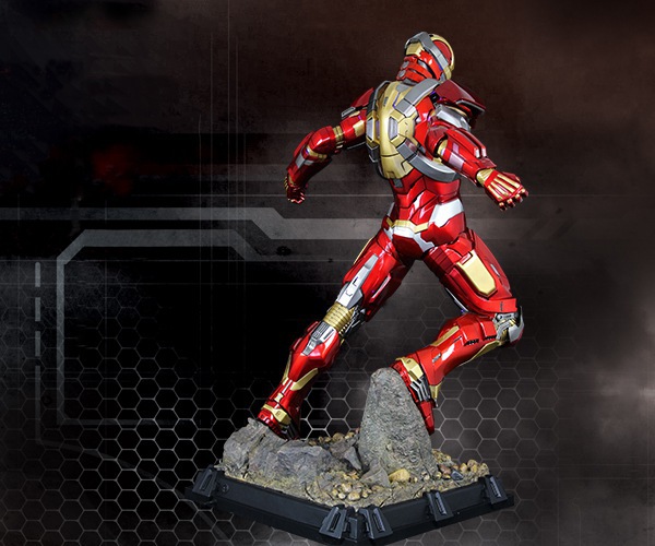 Imaginarium Art Mark 17 statue