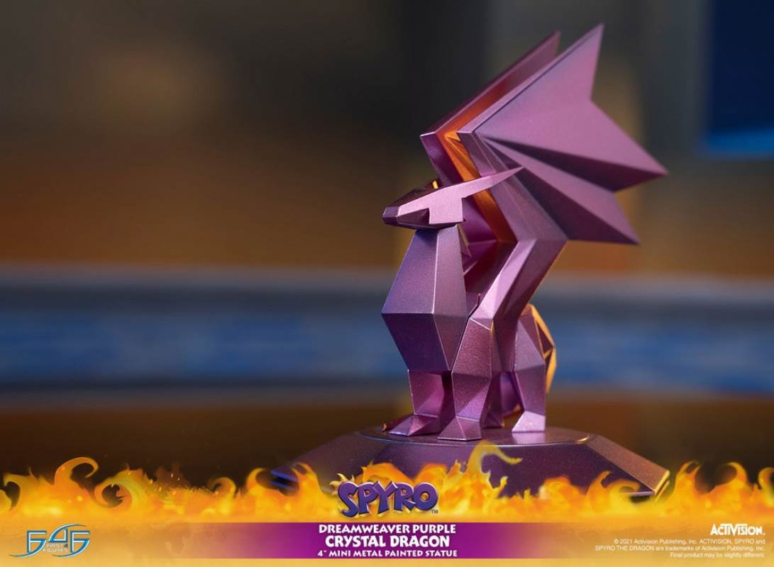 SPYRO THE DRAGON-DREAMWEAVER PURPLE CRYSTAL DRAGON