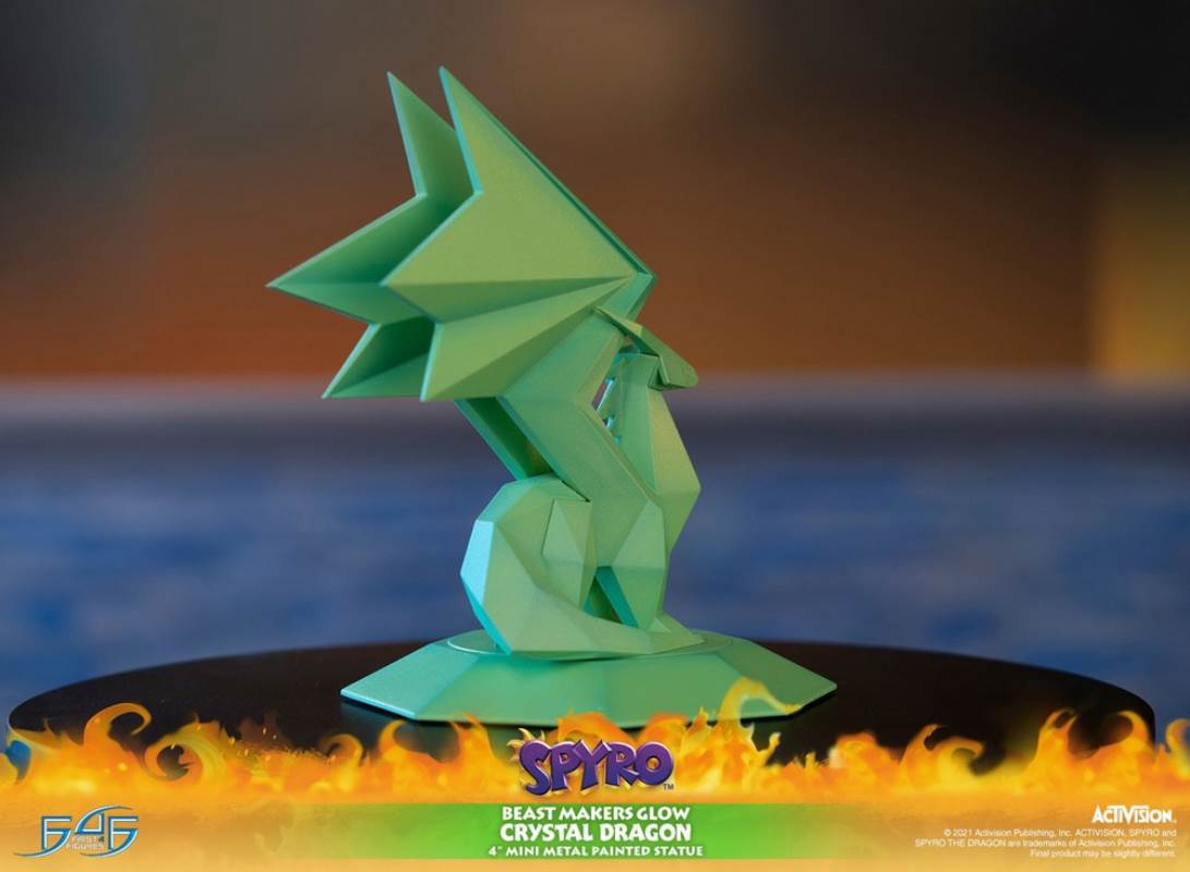 SPYRO THE DRAGON-DREAMWEAVER PURPLE CRYSTAL DRAGON