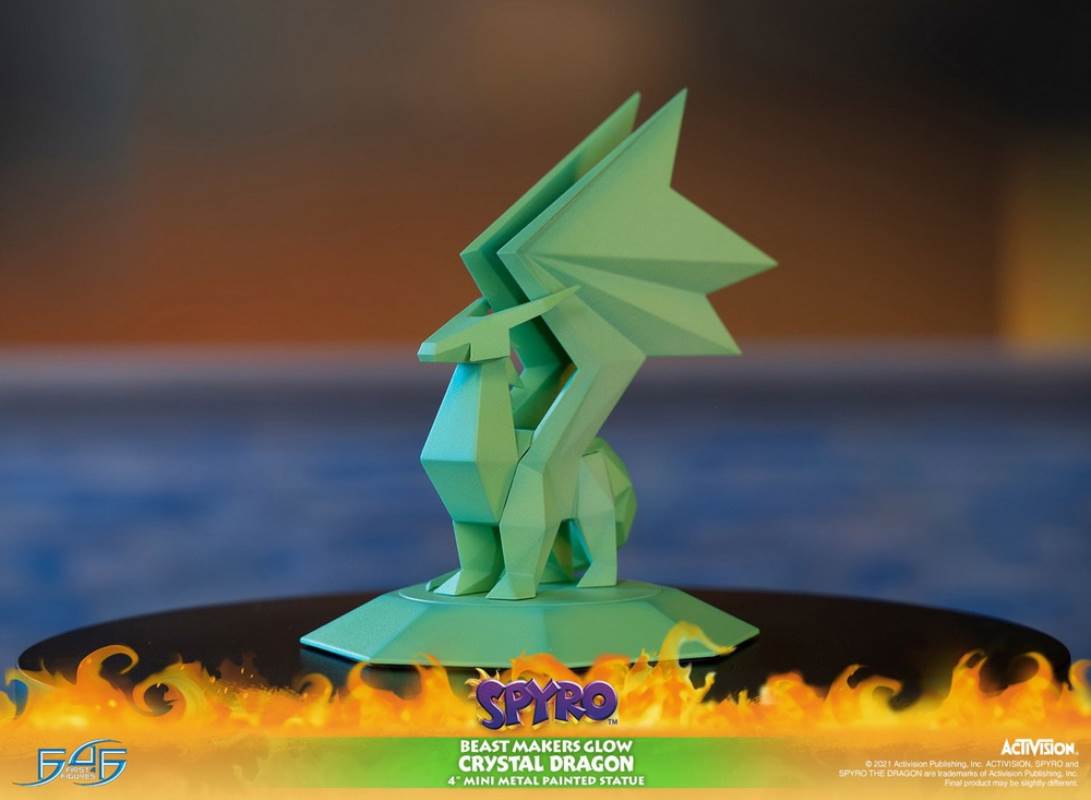 SPYRO THE DRAGON-DREAMWEAVER PURPLE CRYSTAL DRAGON