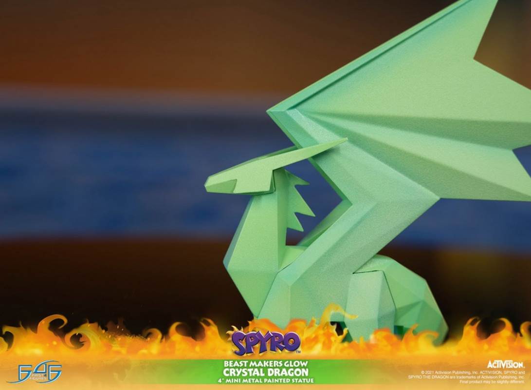 SPYRO THE DRAGON-DREAMWEAVER PURPLE CRYSTAL DRAGON