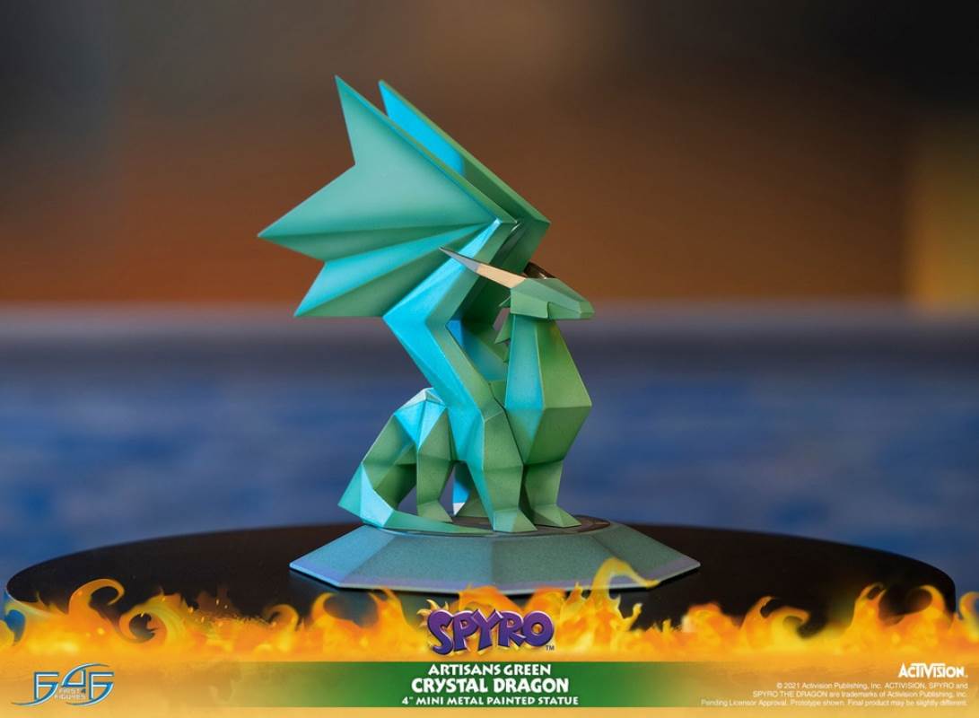 SPYRO THE DRAGON-DREAMWEAVER PURPLE CRYSTAL DRAGON