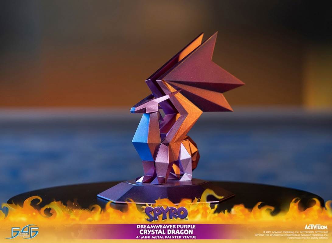 SPYRO THE DRAGON-DREAMWEAVER PURPLE CRYSTAL DRAGON