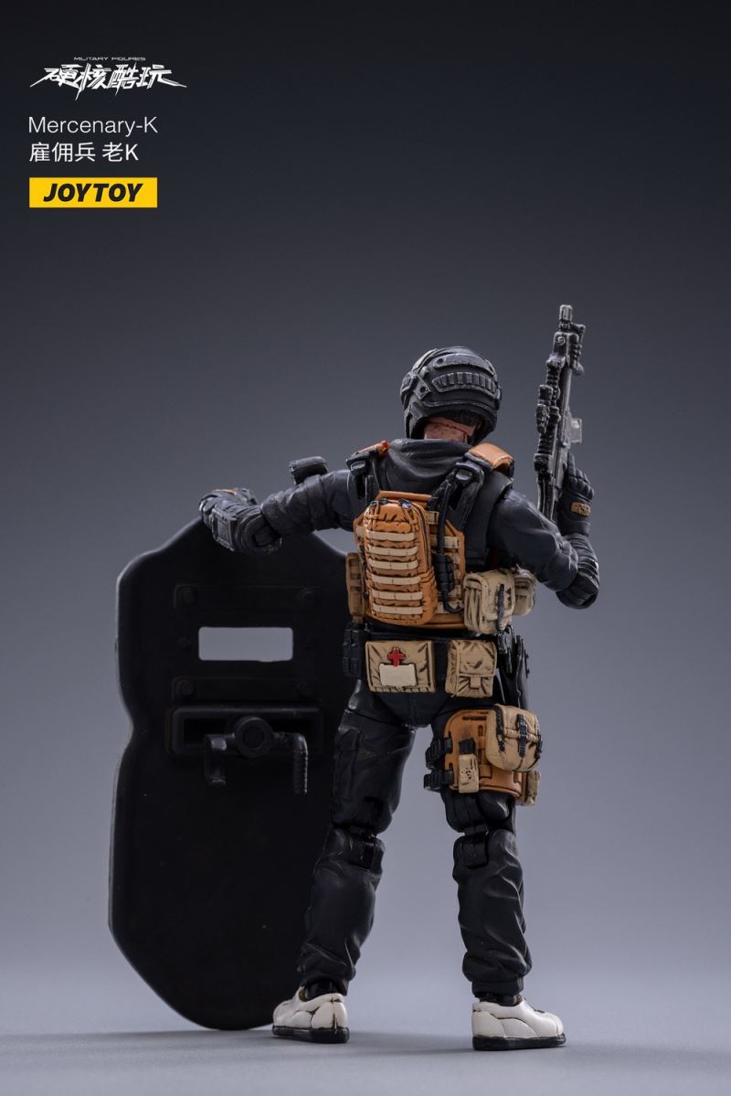 Hardcore Cool Play-Mercenary Trio & Suit Male Killer 1/18
