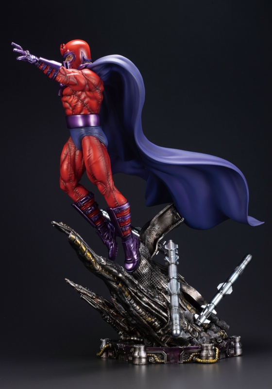 MAGNETO X-MEN FINE ART STATUE
