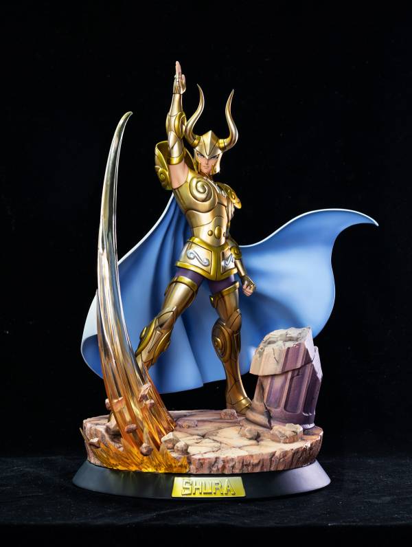 Capricorn Shura - Saint Seiya