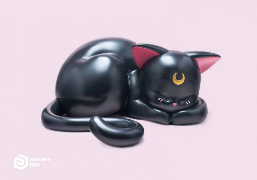 Luna Artemis sleeping - Sailor Moon