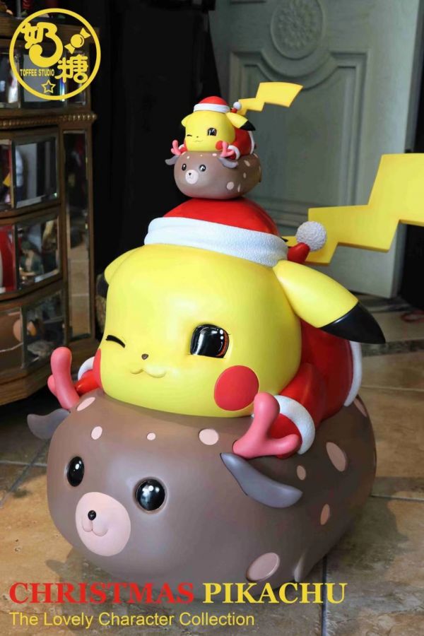 Christmas Pikachu 1/1