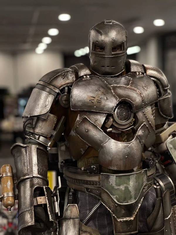 Iron Man Mark 1 (1/2)