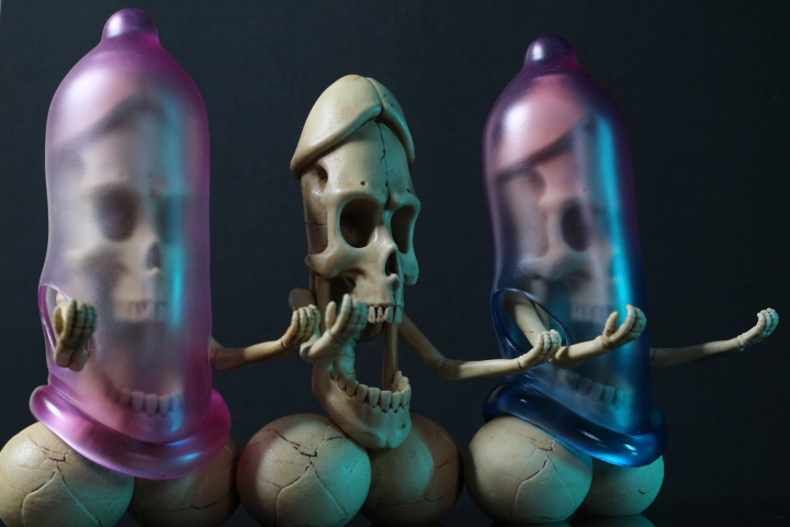 20cm Penis Skeleton State-Chicken Bone Statue