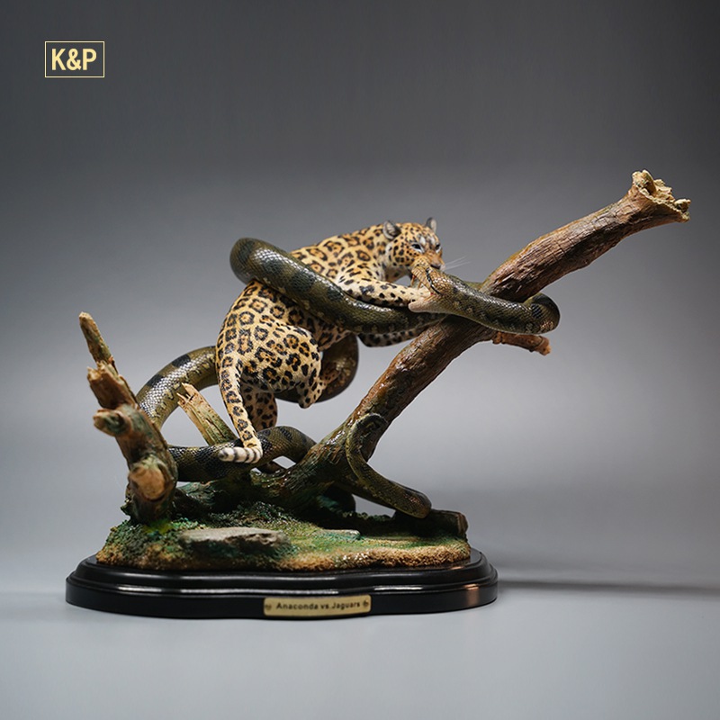 Battle of Leopard and Python 1/6