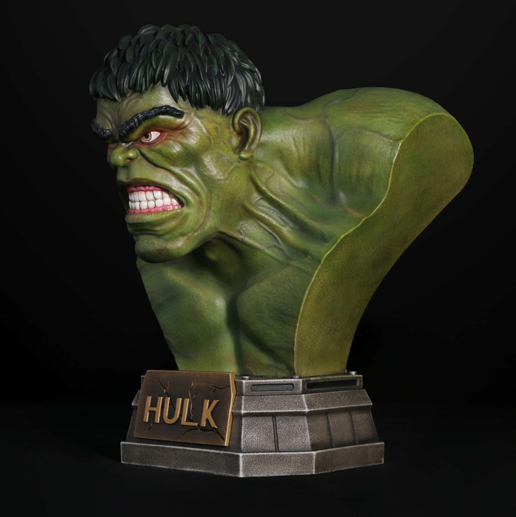 IRON Hulk bust - Avengers
