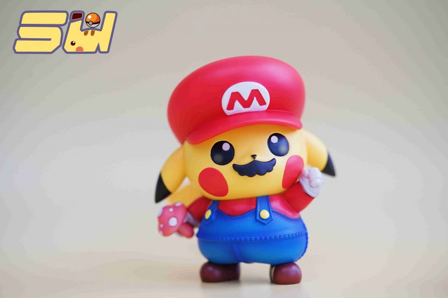 Pikachu cos Mario