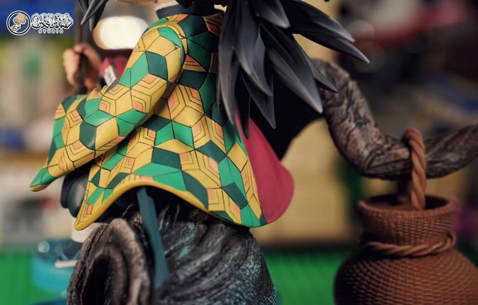 Yoshiyuki Tomioka - Damon Slyer