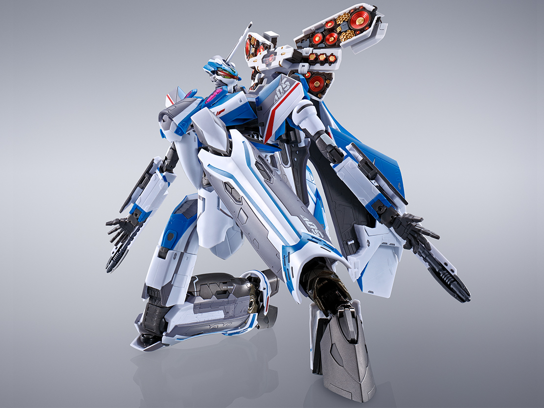 DX Chogokin Movie version VF-31J Siegfried (Hayate Immelman machine)