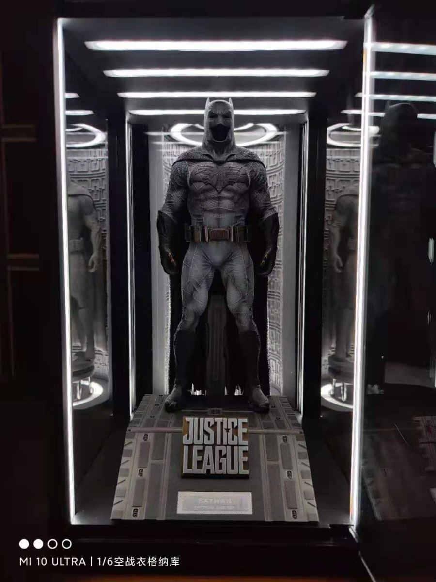 Big Ben Bat Air Suit & Genaku 1/6