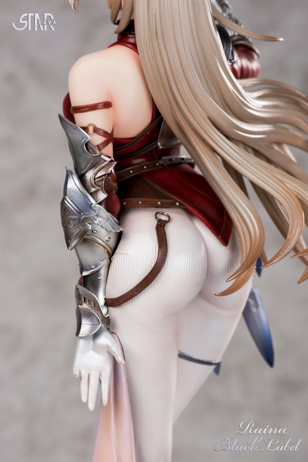 Black Label series statue - Rena