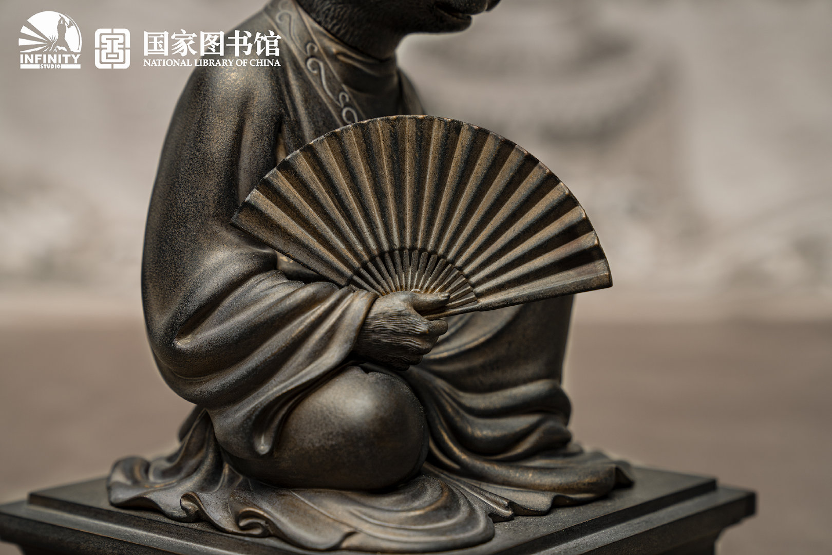 Full-length Portrait of Animal Heads of the Chinese Zodiac-Mao Rabbit