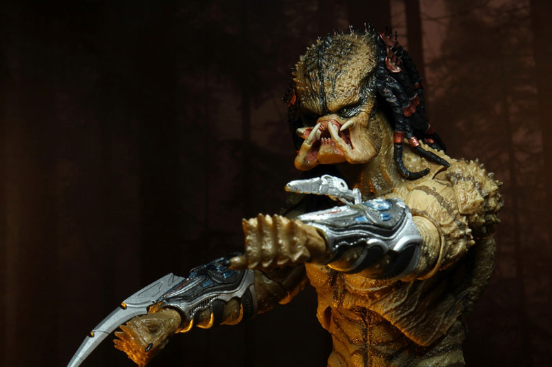 THE PREDATOR/ Unarmored Assassin Predator 7 Inch Action Figure