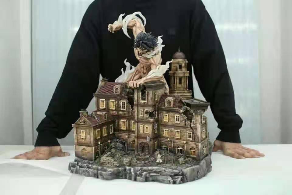 Attack Titan - Attack On Titan